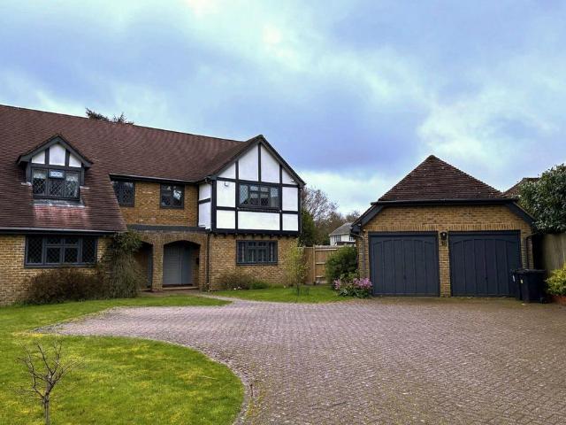 House for sale in Sandown Park, Kent