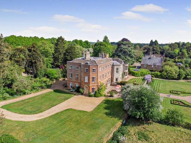 House for sale in Rushton, Rothwell