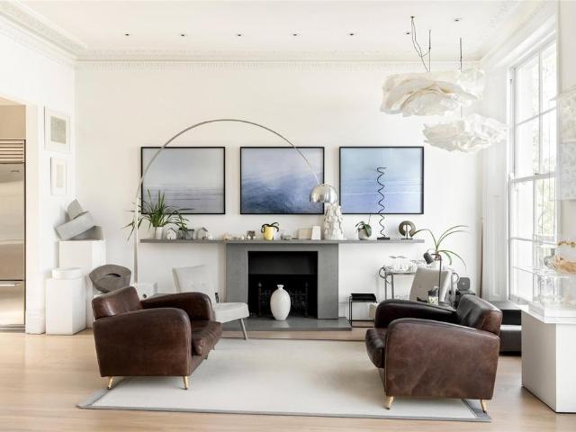 House for sale in Kensal Town, Bayswater