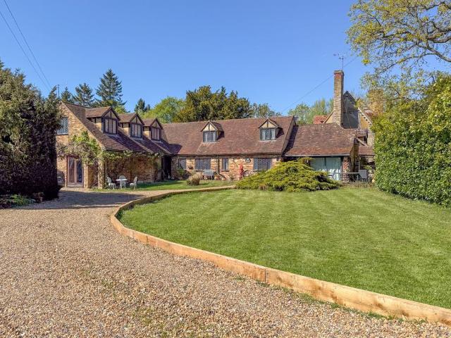 House for sale in Wraysbury, Isle Of Man