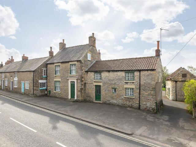 House for sale in Snainton, North Yorkshire