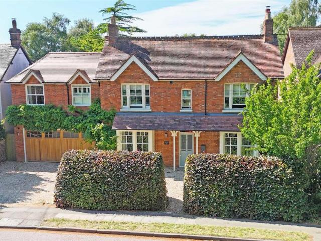 House for sale in Long Crendon