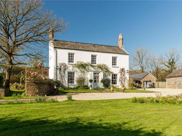 House for sale in Alwington, Brandis Corner