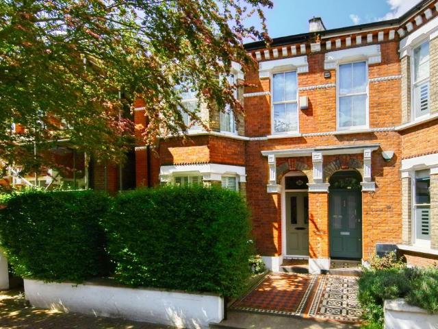 House for sale in Wandsworth, Greater London