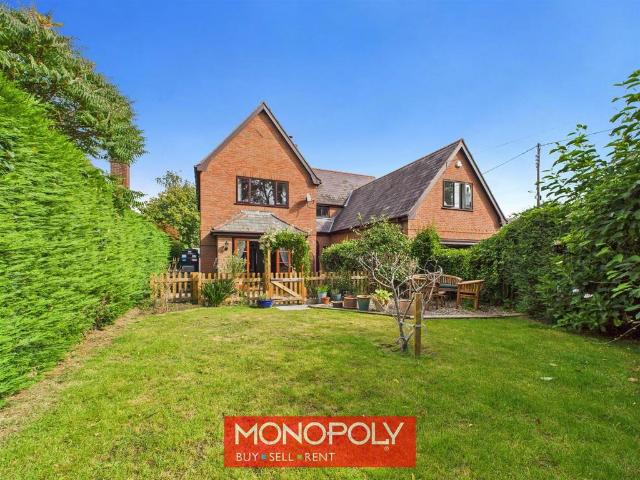 House for sale in Llangynhafal, Gellifor
