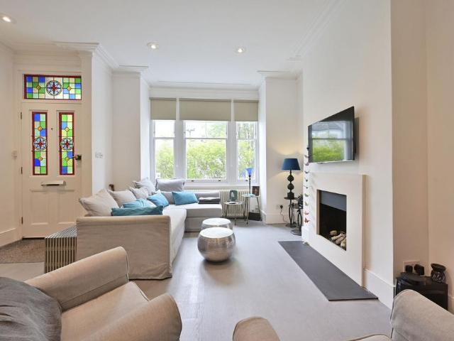 House for sale in Wandsworth, Greater London