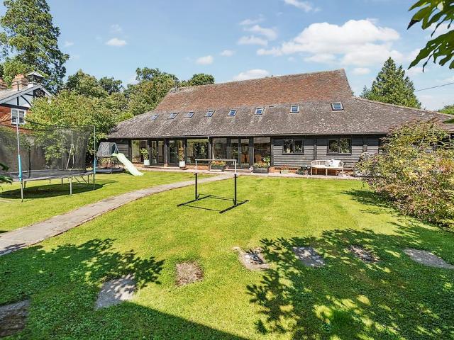 House for sale in Woods Green, Cross In Hand