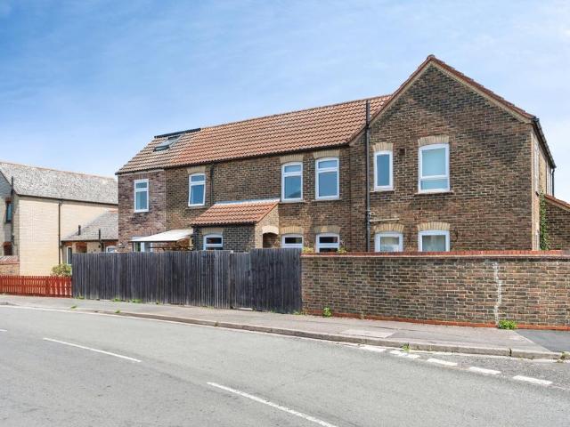 House for sale in Barnwell, Arbury
