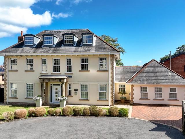 House for sale in Mayals, Swansea