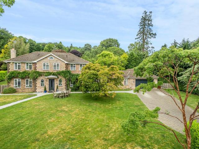 House for sale in Great Stoatley, Waverley