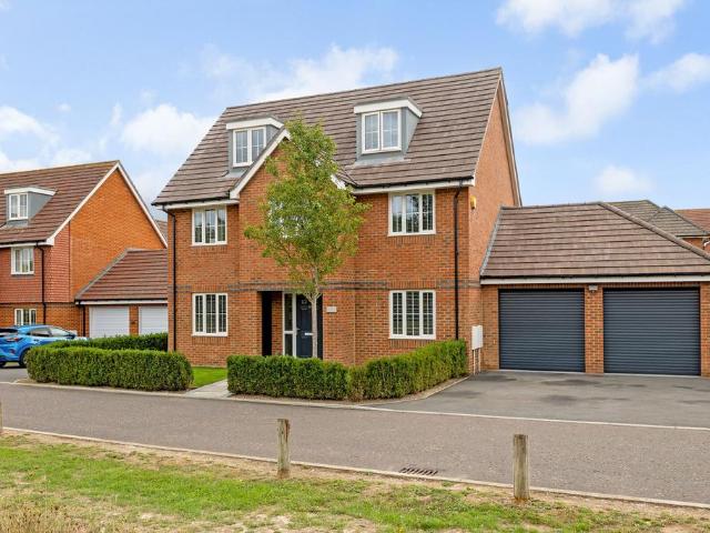 House for sale in Hampton Park, Ford