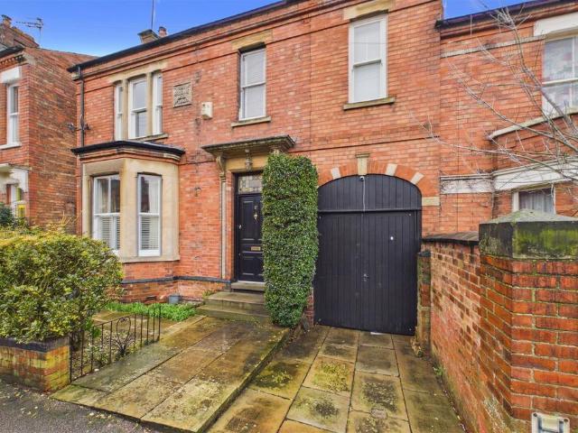 House for sale in Alverton, East Midlands