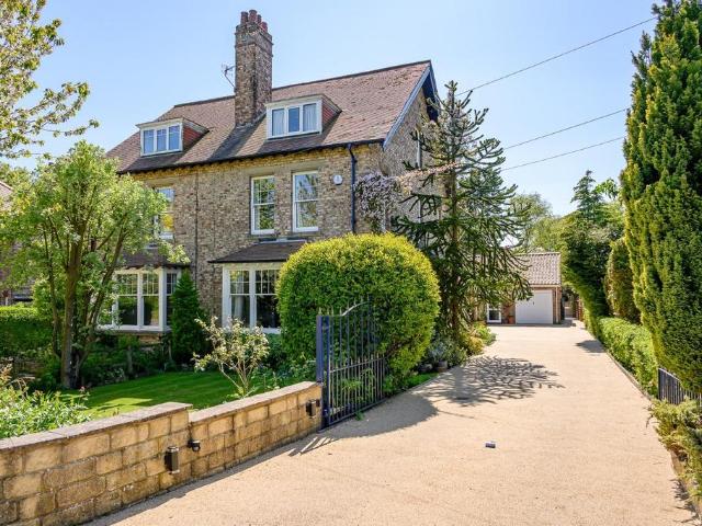 House for sale in Malton, North Yorkshire