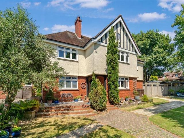 House for sale in Worthing, West Sussex