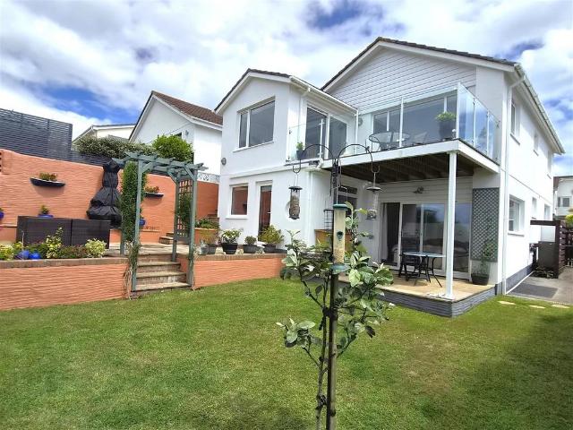 House for sale in Polruan, Cornwall