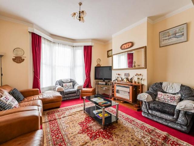 House for sale in Hornsey, Greater London