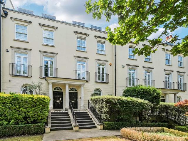 House for sale in Beckenham, Greater London