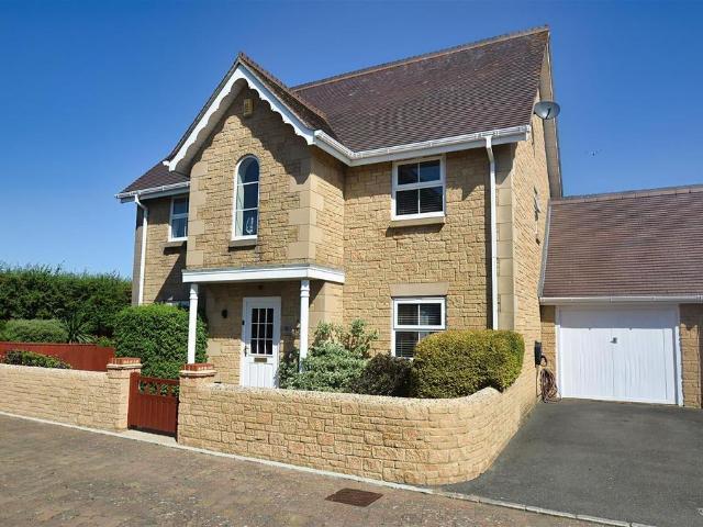 House for sale in Pondwell, Isle Of Wight