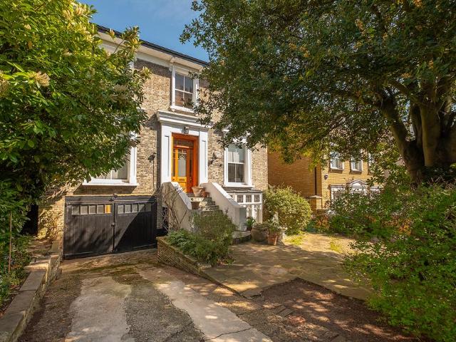 House for sale in London Borough of Merton, Merton Park