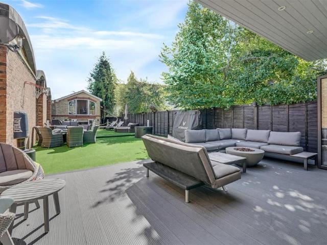 House for sale in Hampton, Greater London