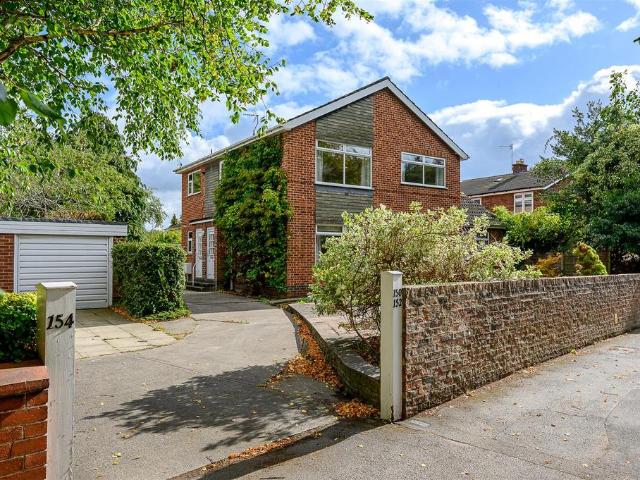 House for sale in High Field, York