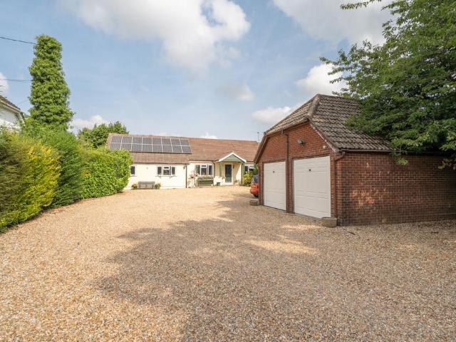 House for sale in Four Marks, East Hampshire