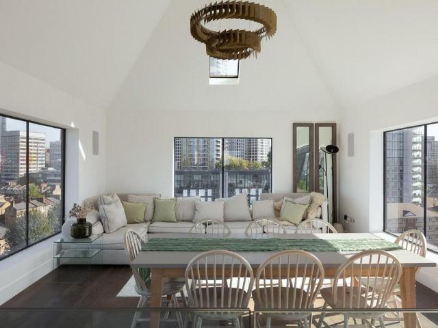 House for sale in London Borough of Southwark, Greater London