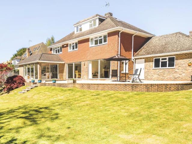 House for sale in Nevill Park, Sandown Park
