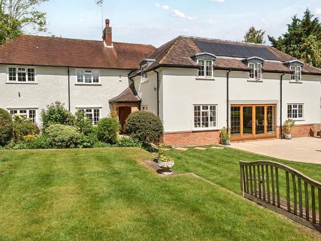 House for sale in Chalfont St. Peter, Denham