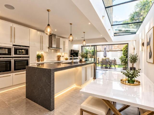 House for sale in London Borough of Hammersmith and Fulham, Greater London