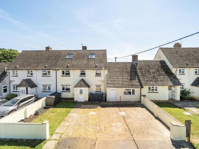 House for sale in Evershot, Oxfordshire