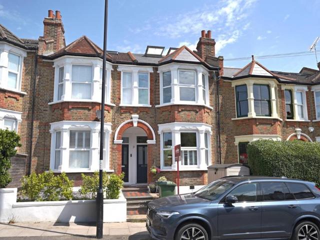 House for sale in London Borough of Lewisham, Brockley