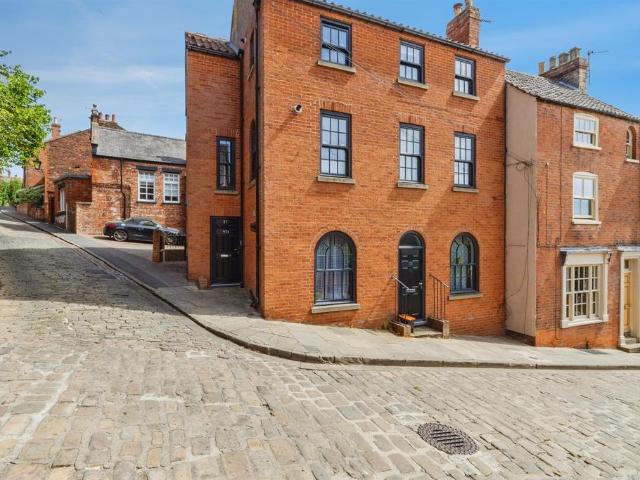 House for sale in New Boultham, Brayford