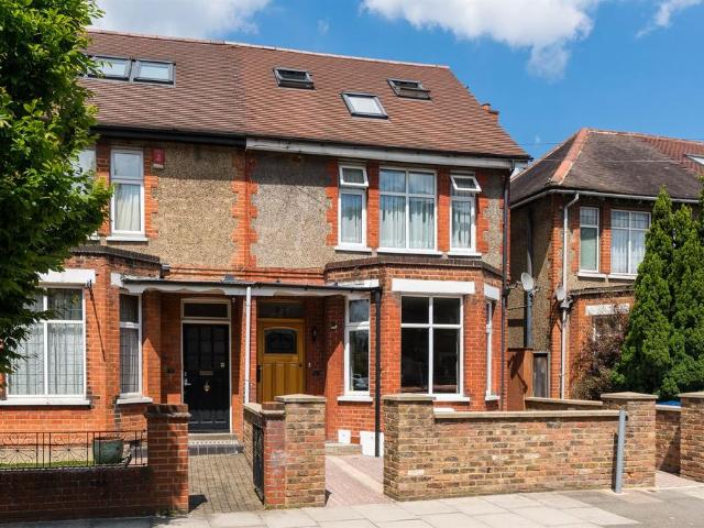 House for sale in Hendon, Greater London