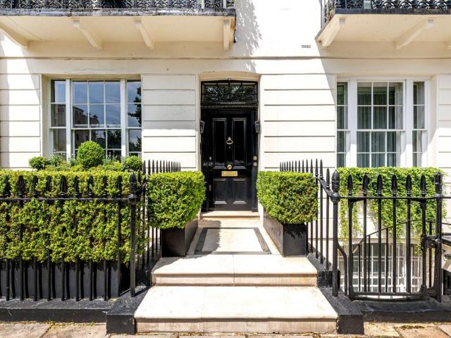 House for sale in Belgravia, Greater London