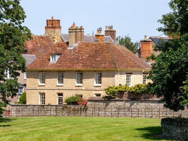 House for sale in Olney