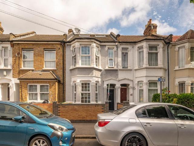 House for sale in Manor Park, Greater London