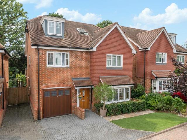 House for sale in Wickhurst Green, Horsham