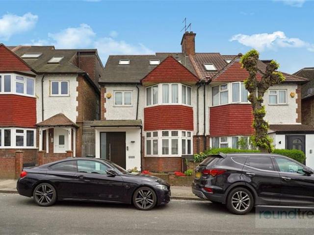 House for sale in Temple Fortune, Greater London