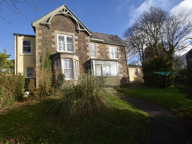 House for sale in Mount Ambrose, Cornwall