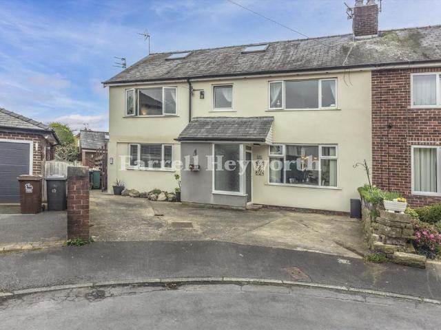 House for sale in Higher Bartle, Lancashire