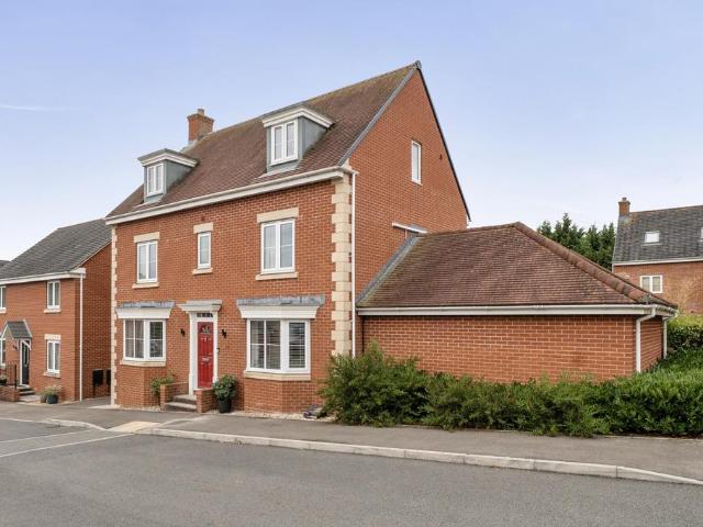 House for sale in Kings Stanley, School House