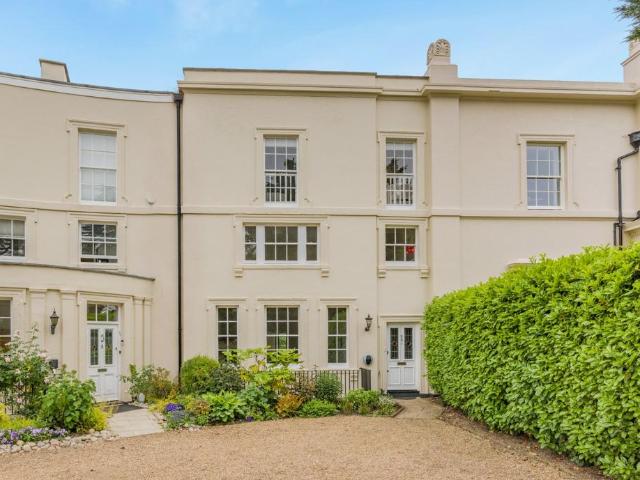 House for sale in Hatfield, Fretherne