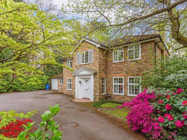 House for sale in Sunningdale