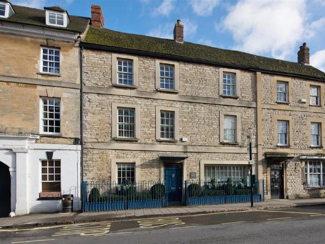 House for sale in Black Bourton, Oxfordshire