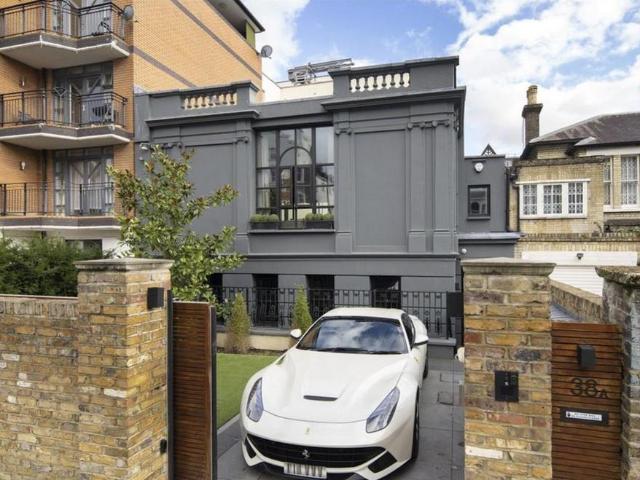 House for sale in St. John's Wood, Greater London