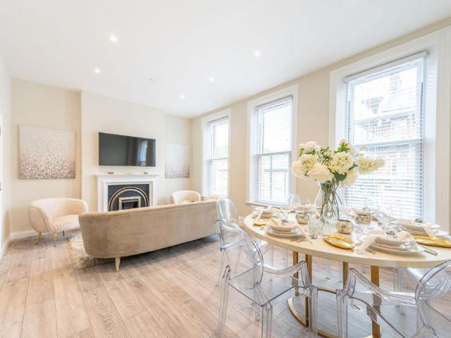 House for sale in Kensal Town, Greater London