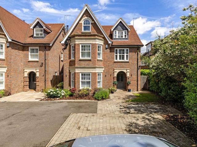 House for sale in St Albans, Five Acres