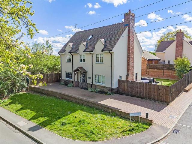 House for sale in Blackmore, Hook End and Wyatts Green, Navestock Side