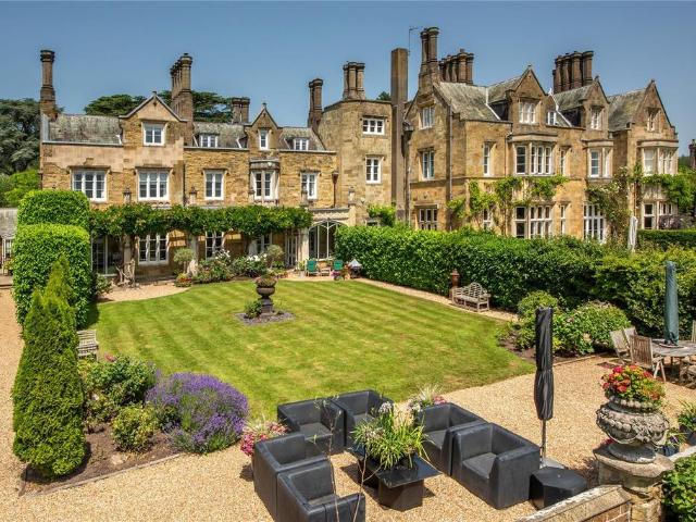House for sale in Coldharbour, Pachesham Park
